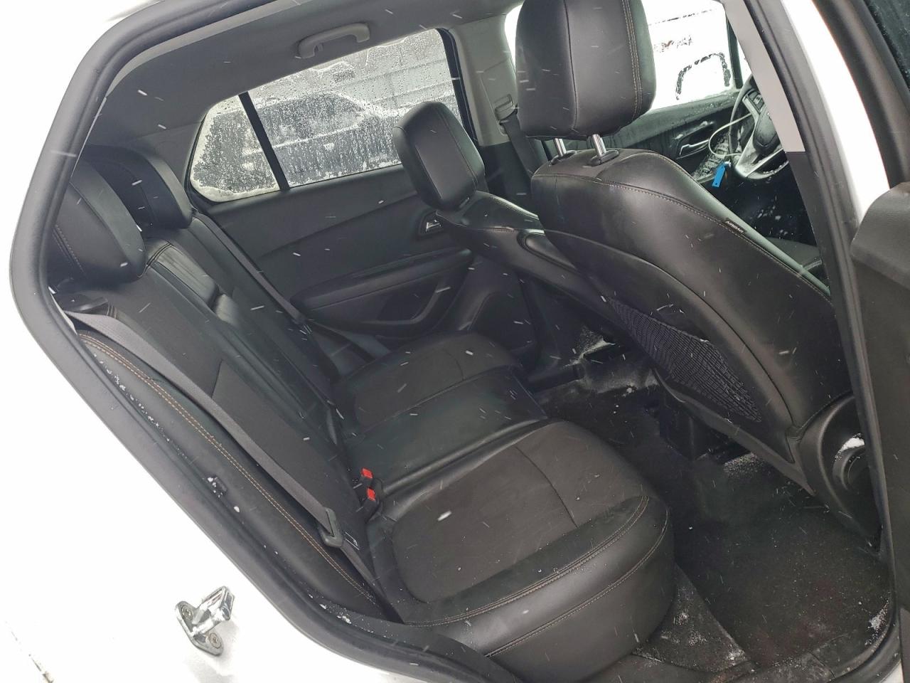 2018 Chevrolet Trax 1Lt VIN: KL7CJPSB0JB673021 Lot: 92688175