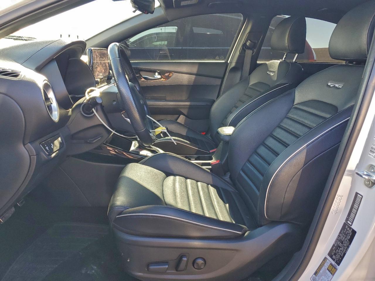 2024 Kia Forte Gt Line VIN: 3KPF54AD7RE772617 Lot: 94353975