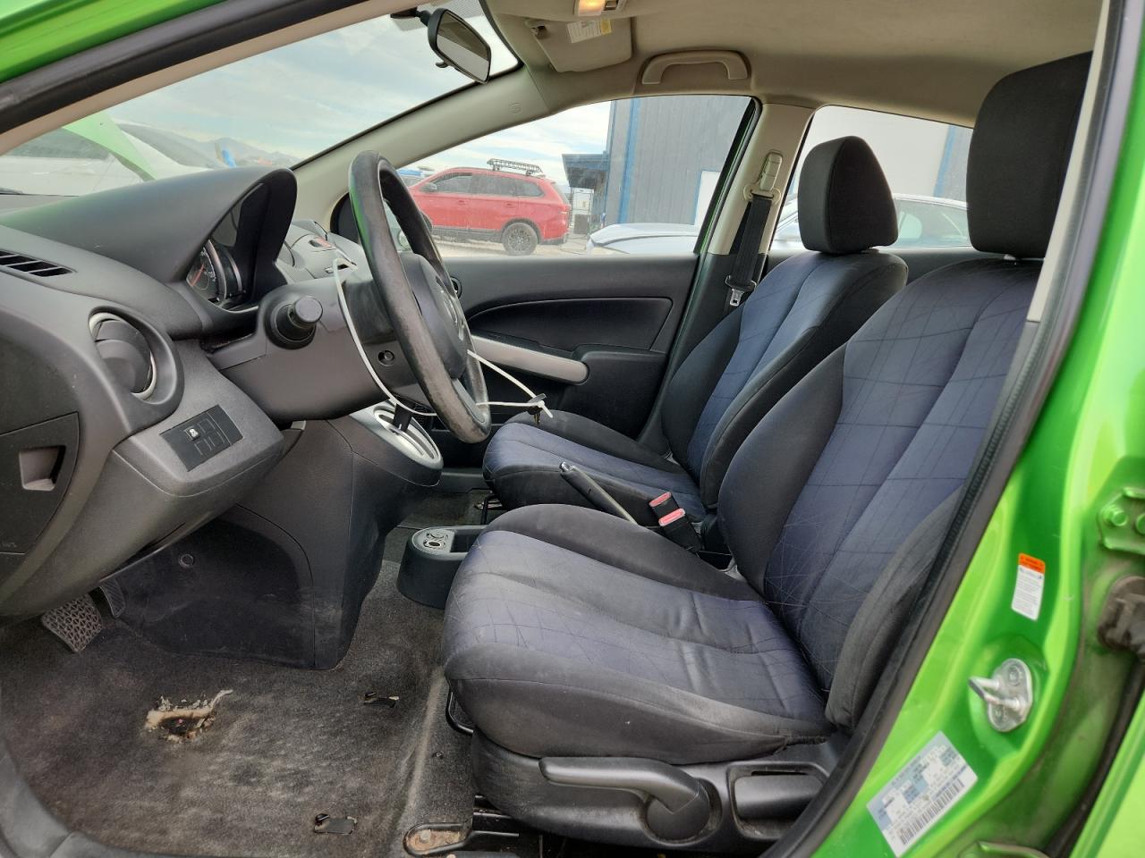 2011 Mazda Mazda2 VIN: JM1DE1HZ8B0120823 Lot: 92432975