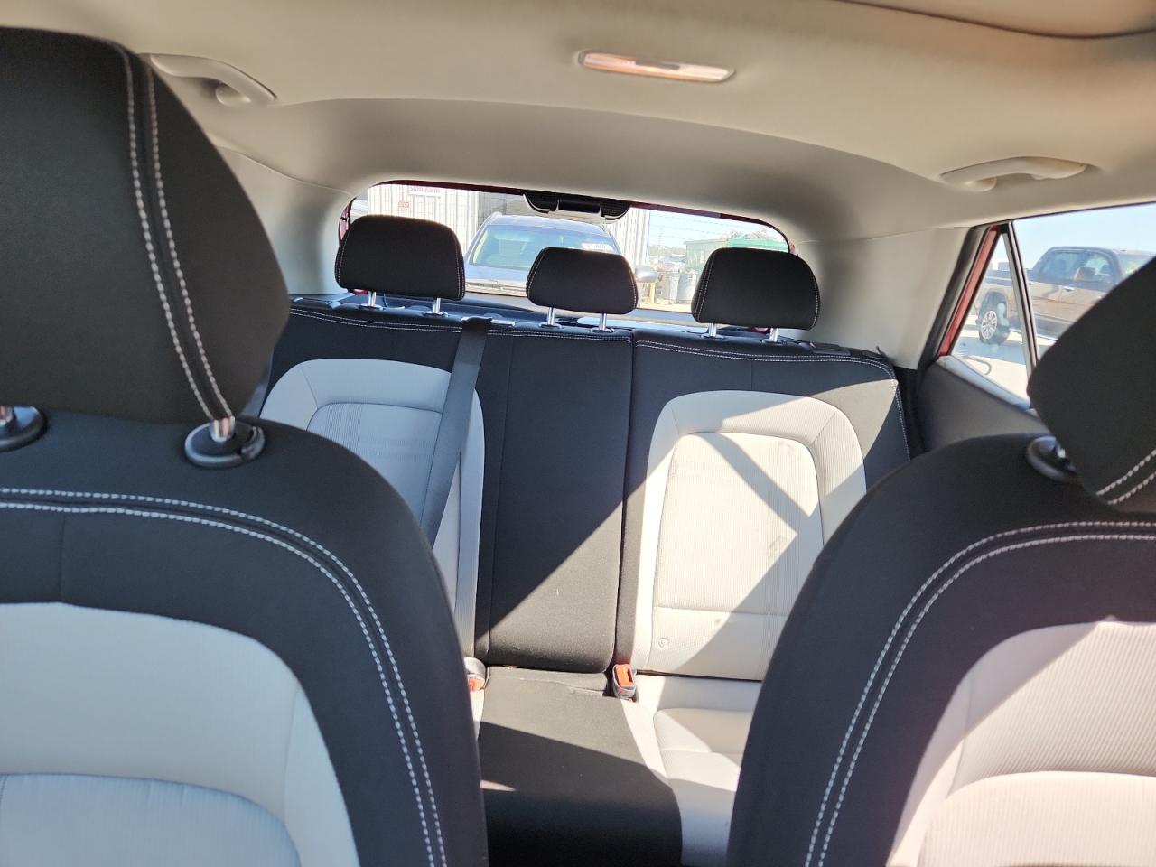 2024 Hyundai Venue Sel VIN: KMHRC8A36RU311794 Lot: 91415075