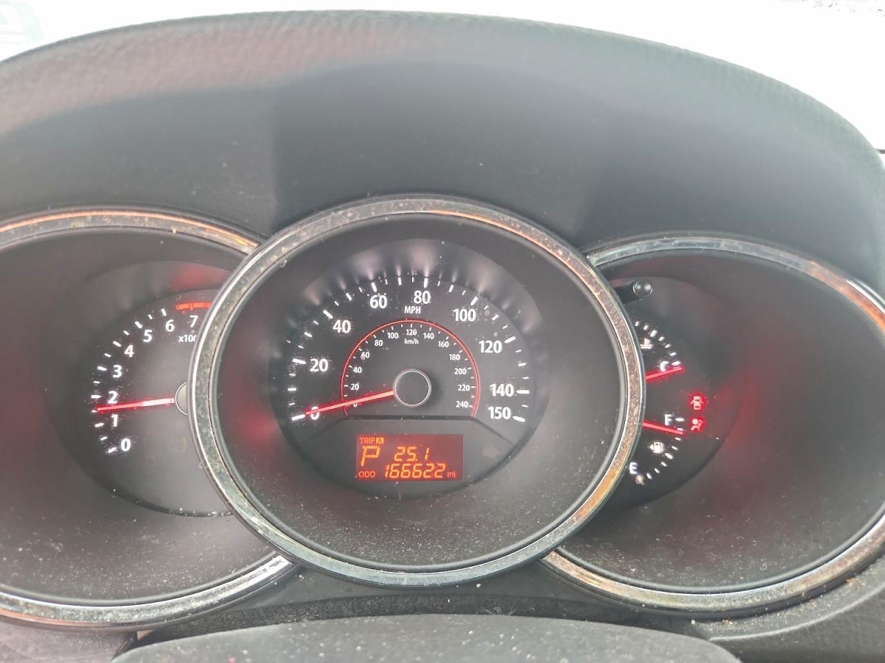 2011 Kia Sorento Base VIN: 5XYKT3A14BG085219 Lot: 94353145