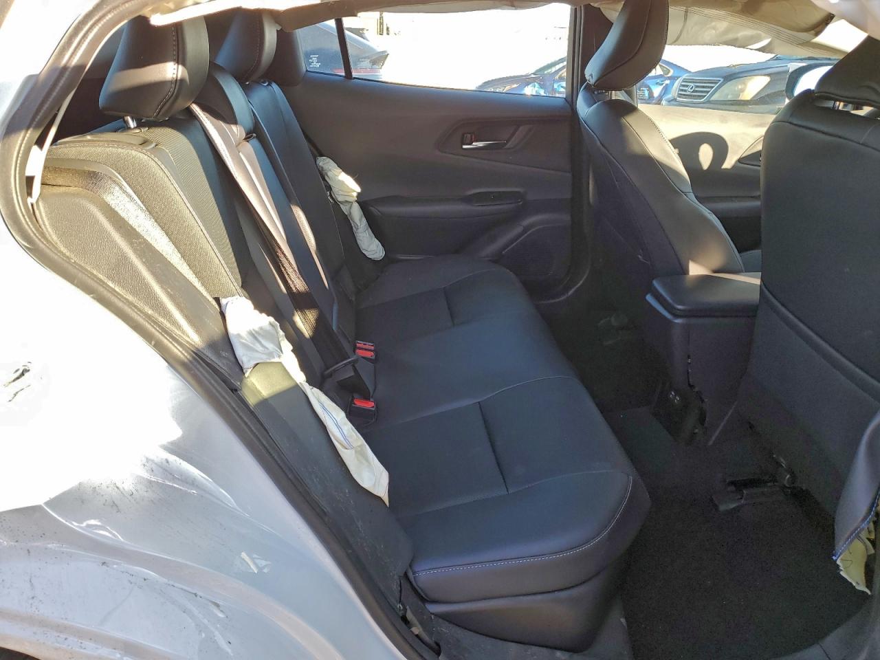 2026 Toyota Prius Le VIN: JTDACAAU5T3067215 Lot: 89509725