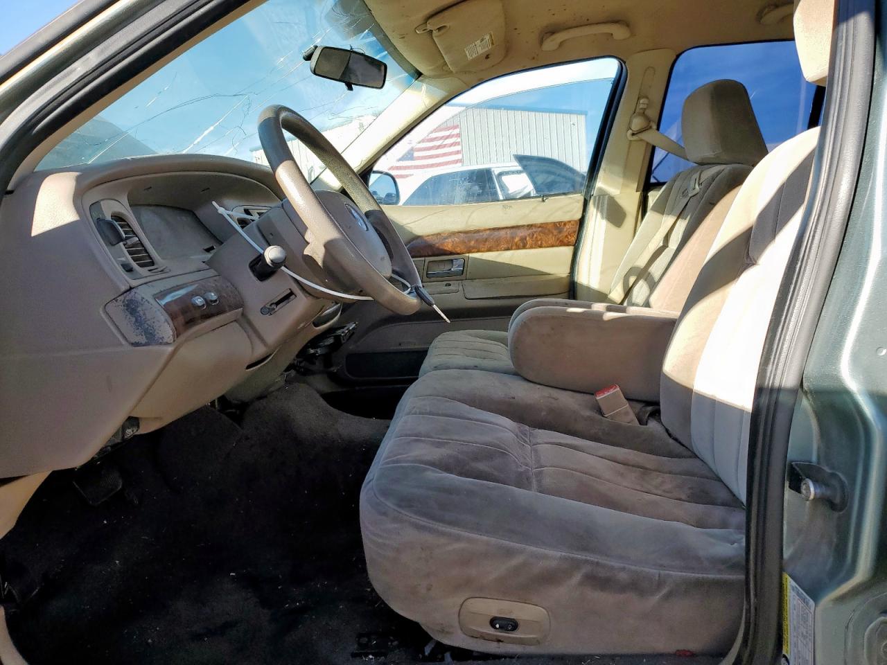 2005 Mercury Grand Marquis Gs VIN: 2MEFM74W95X641726 Lot: 92007485