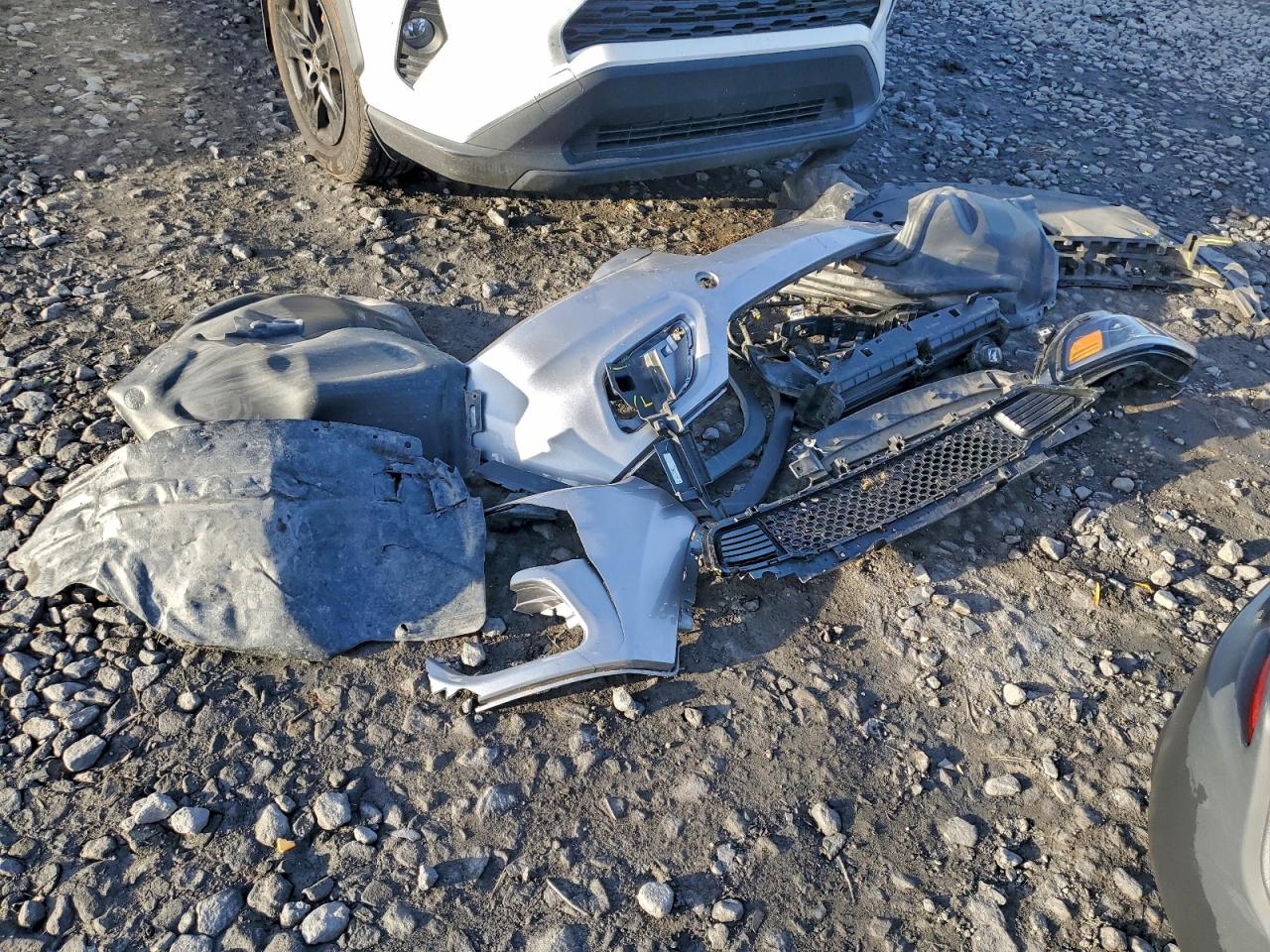 2019 Jeep Cherokee Latitude Plus VIN: 1C4PJMLX4KD230678 Lot: 93640415