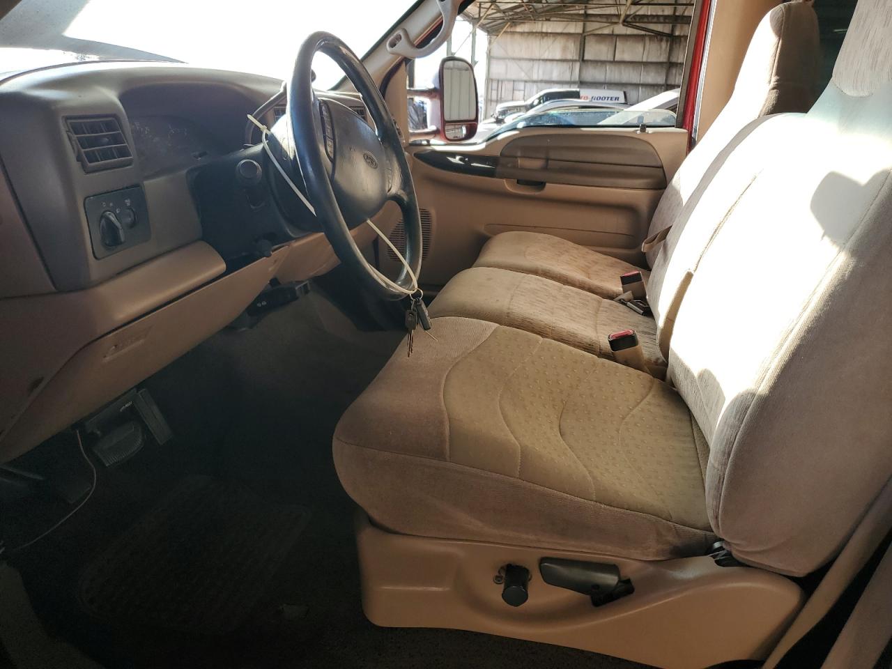 1999 Ford F250 Super Duty VIN: 1FTNX21F4XEB41666 Lot: 92331375