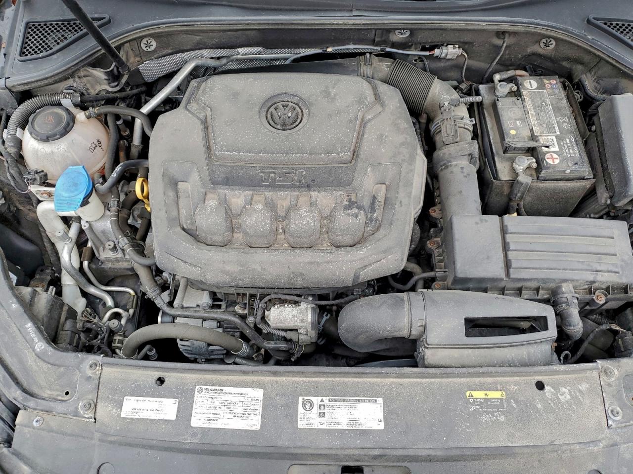 2018 Volkswagen Passat Sel Premium VIN: 1VWCA7A34JC020373 Lot: 92365445