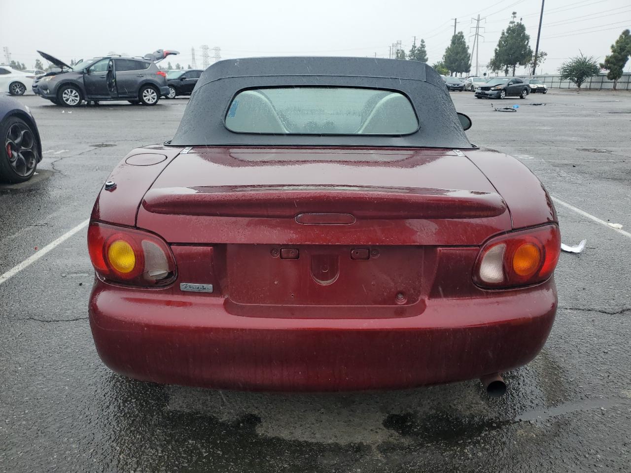 1999 Mazda Mx-5 Miata VIN: JM1NB3533X0116176 Lot: 92825605