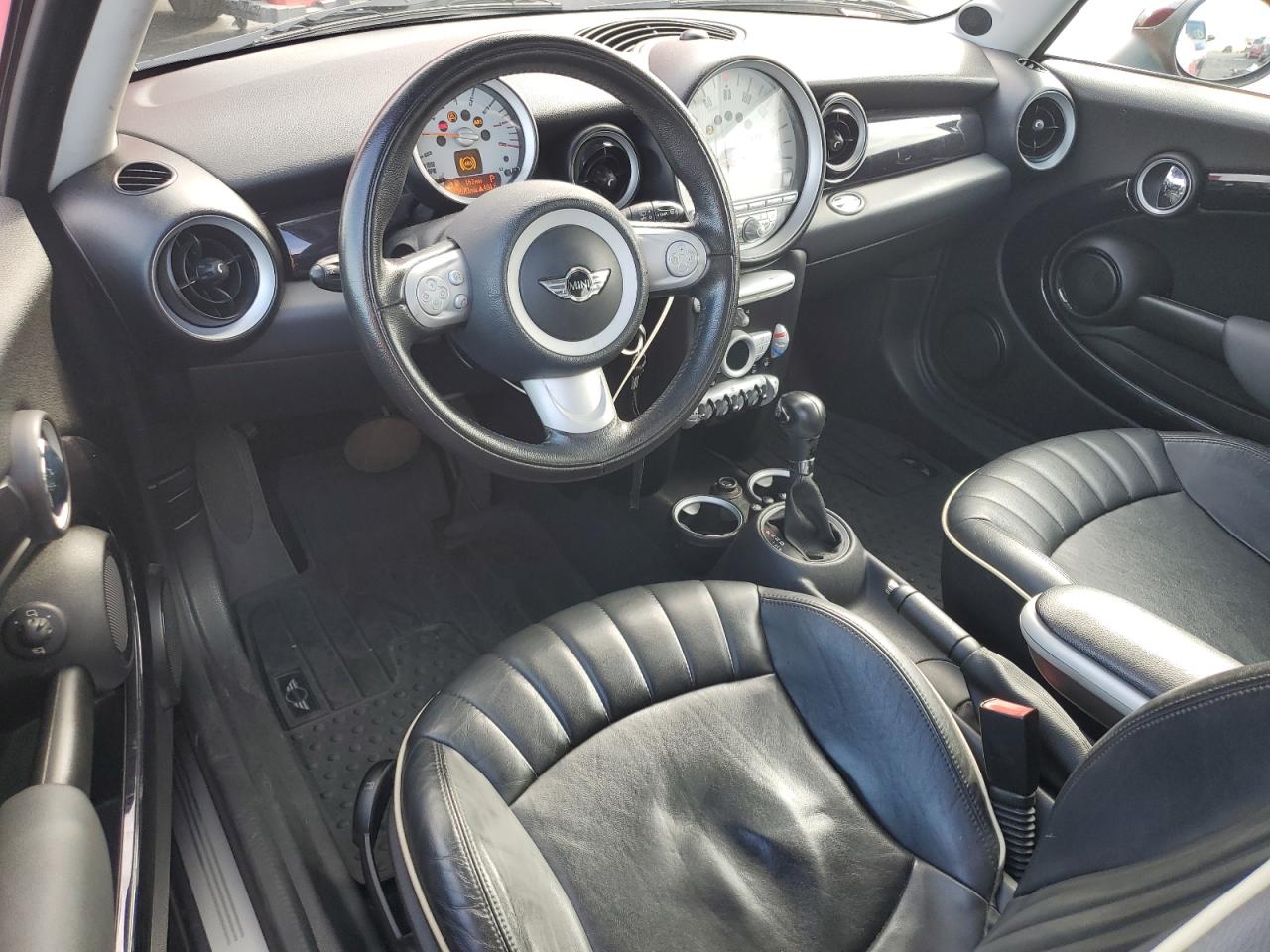 2009 Mini Cooper Clubman VIN: WMWML335X9TX35255 Lot: 91352795