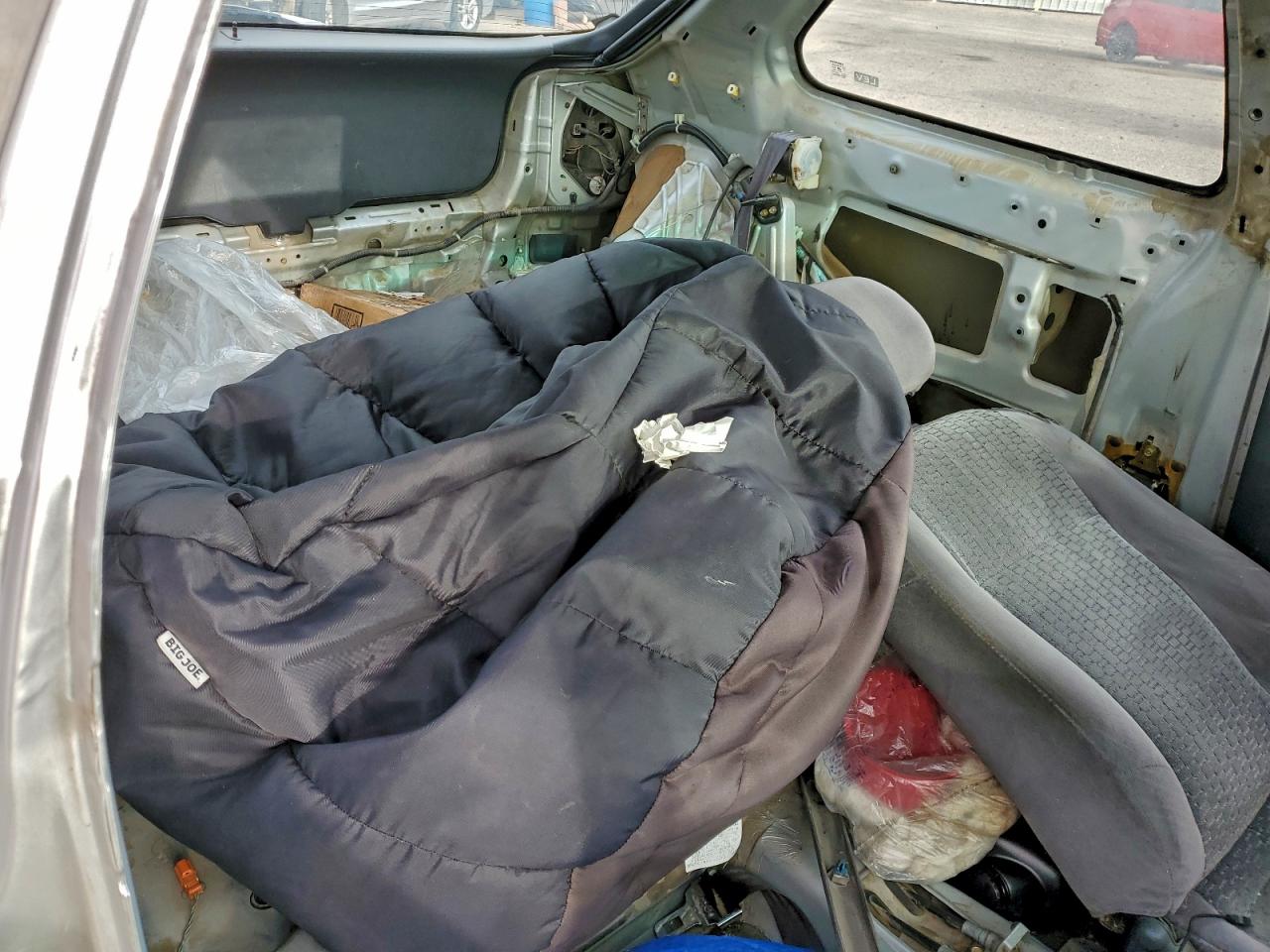 1999 Honda Civic Dx VIN: 2HGEJ6344XH100114 Lot: 94147405