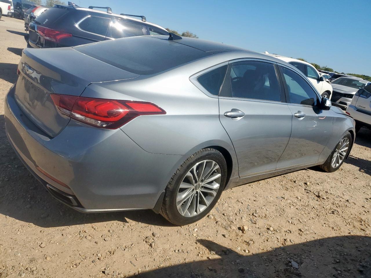 2015 Hyundai Genesis 3.8L VIN: KMHGN4JE0FU089728 Lot: 90695795