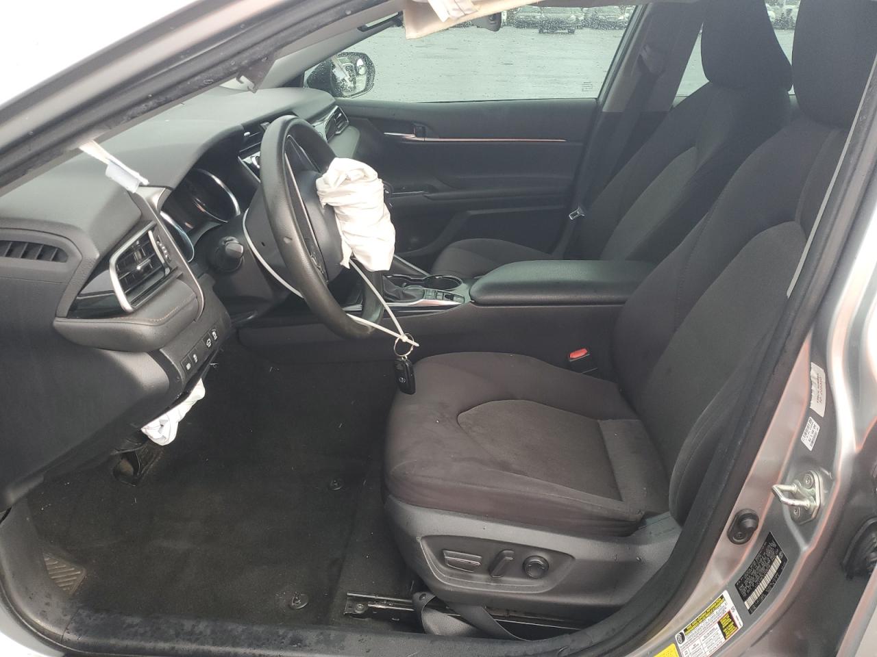 2020 Toyota Camry Le VIN: 4T1C31AK7LU526726 Lot: 92898375