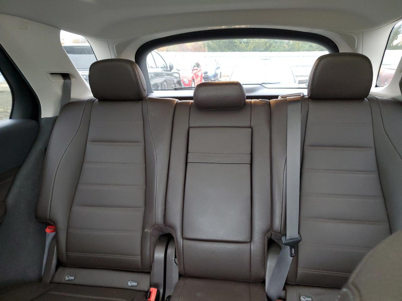 Фото: 4JGFB4KE5LA006990