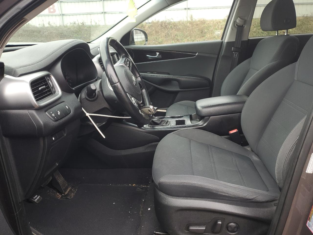 2019 Kia Sorento Lx VIN: 5XYPGDA59KG587971 Lot: 92222315