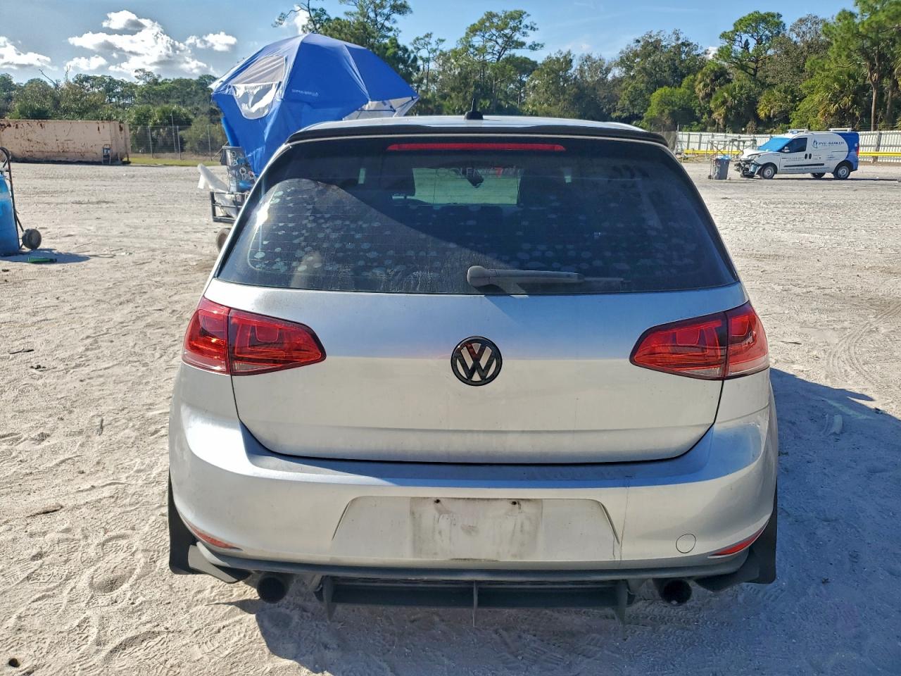 2015 Volkswagen Gti VIN: 3VWYT7AU1FM038439 Lot: 94038955