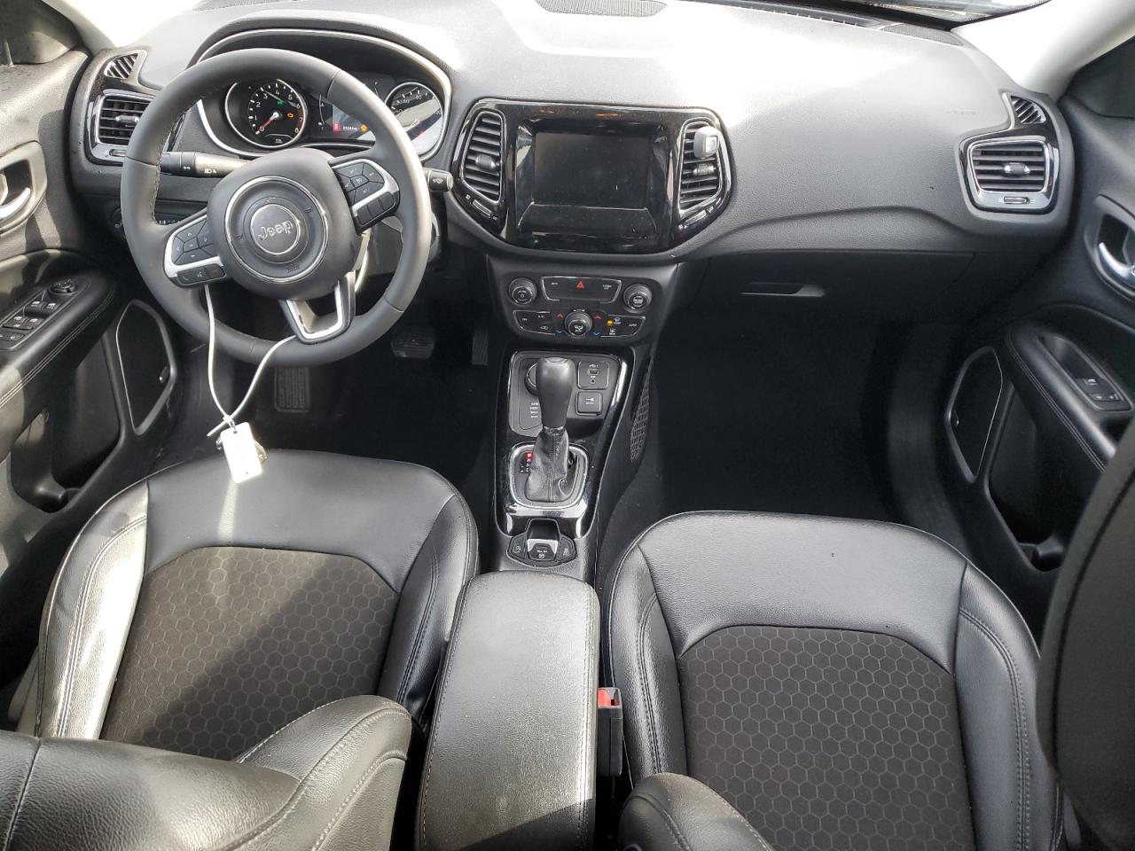 2021 Jeep Compass Latitude VIN: 3C4NJDBB4MT565515 Lot: 93672355