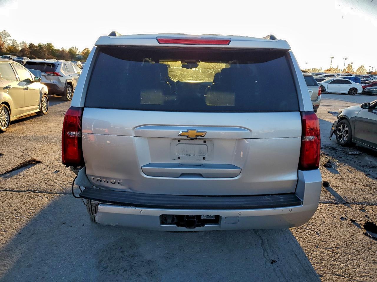 2018 Chevrolet Tahoe K1500 Lt VIN: 1GNSKBKC5JR373402 Lot: 93992615