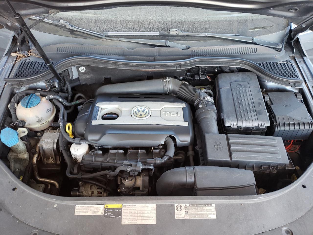 2013 Volkswagen Cc Sport VIN: WVWBN7AN5DE568587 Lot: 89815275