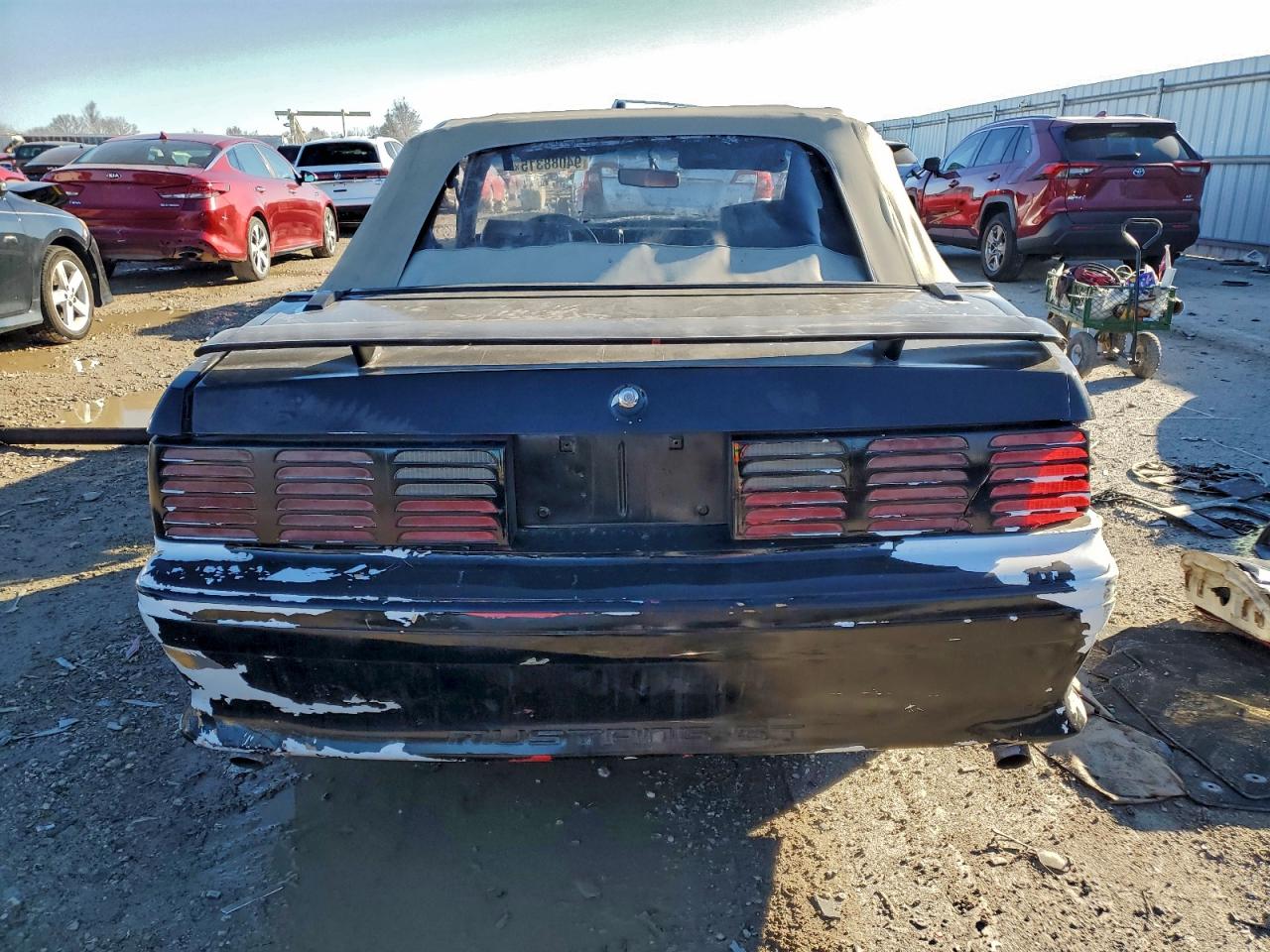 1990 Ford Mustang Lx VIN: 1FACP44E0LF119647 Lot: 94088315