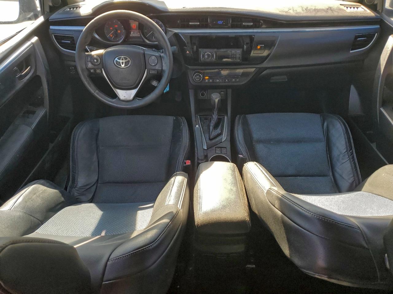 2014 Toyota Corolla L VIN: 5YFBURHE9EP043699 Lot: 93876075