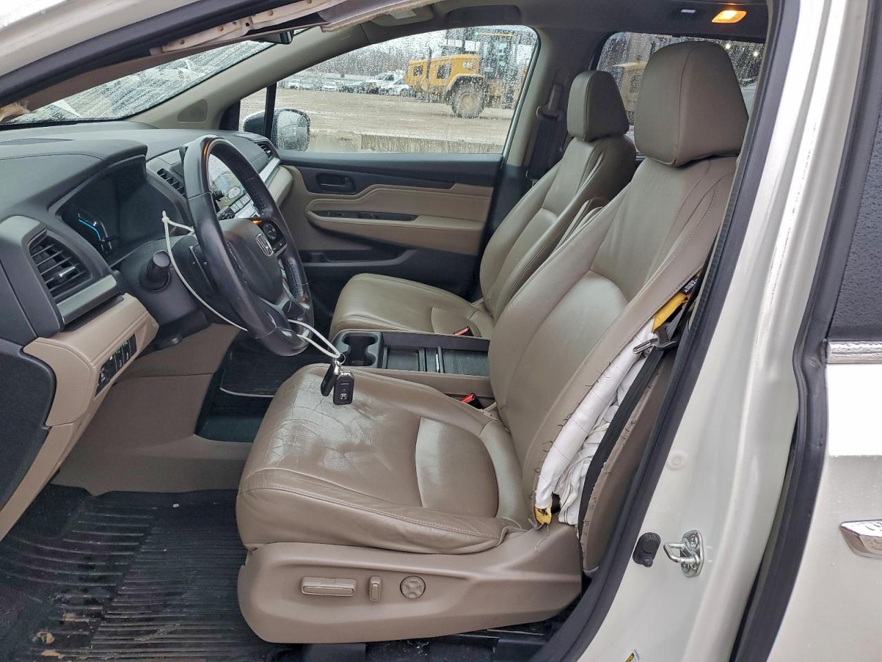 2018 Honda Odyssey Touring VIN: 5FNRL6H88JB053124 Lot: 93779525