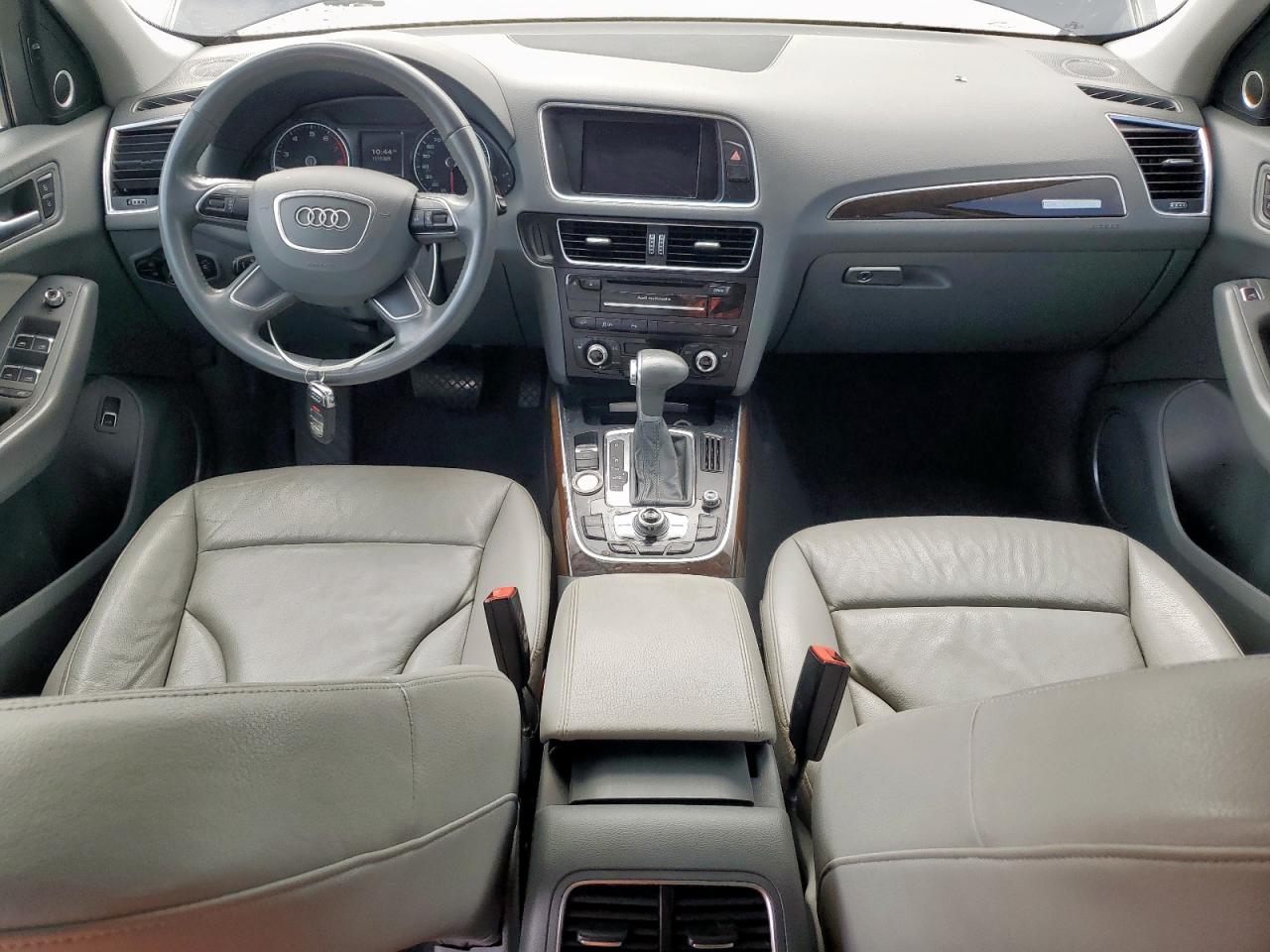 2014 Audi Q5 Premium Plus VIN: WA1LFAFP8EA124597 Lot: 92854005