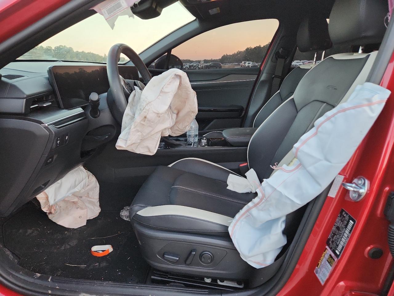 2025 Kia K5 Gt Line VIN: KNAG64J76S5370100 Lot: 93408795