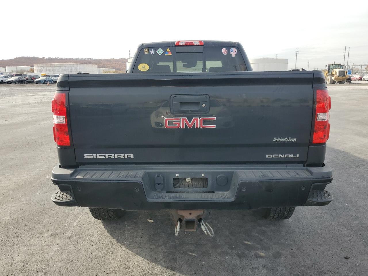 2015 GMC Sierra K2500 Denali VIN: 1GT120E81FF557115 Lot: 93437365