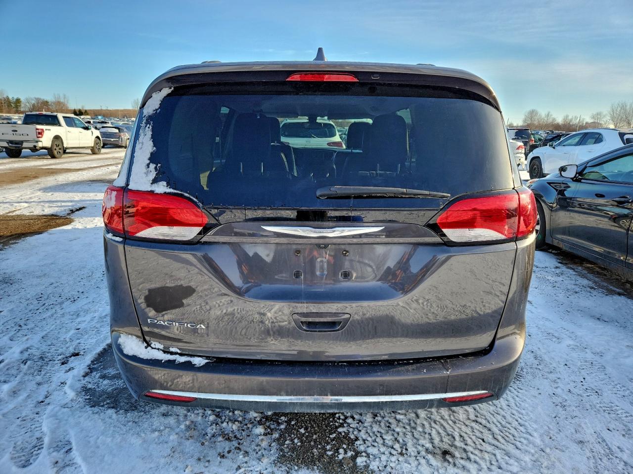 2017 Chrysler Pacifica Touring L VIN: 2C4RC1BG4HR550656 Lot: 93261425