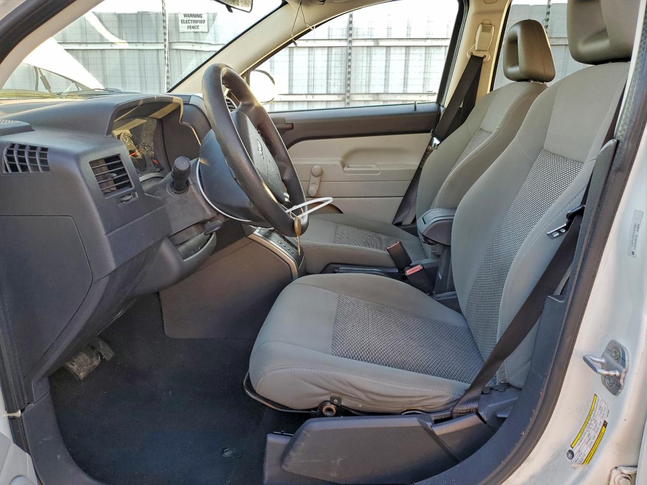 2007 Jeep Compass VIN: 1J8FT470X7D378501 Lot: 94366035