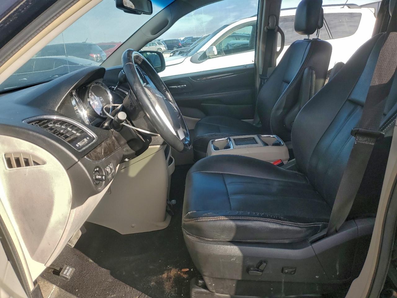 2015 Chrysler Town & Country Touring VIN: 2C4RC1BG4FR602431 Lot: 91428105