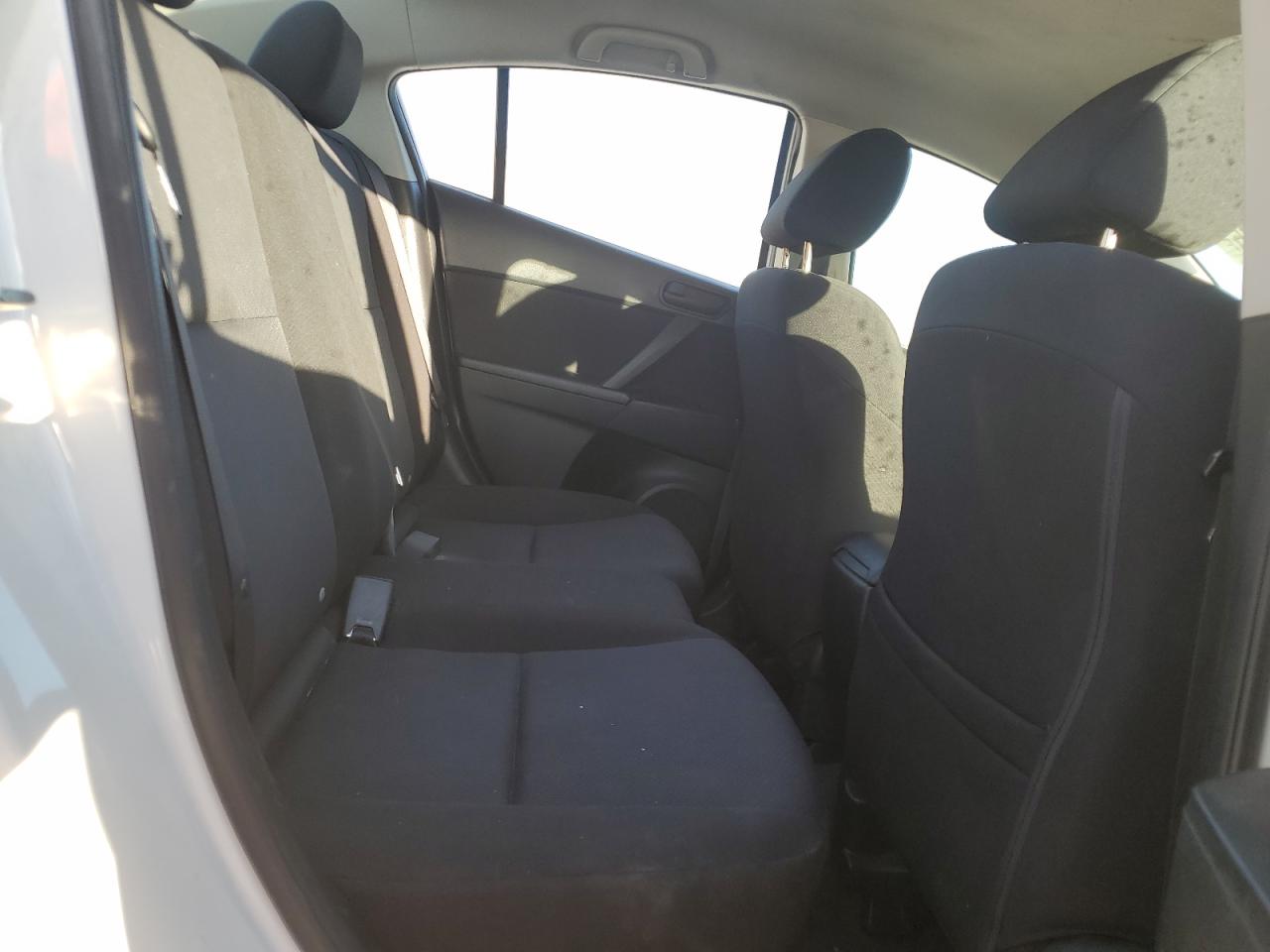 2011 Mazda 3 I VIN: JM1BL1UF5B1408320 Lot: 92729905