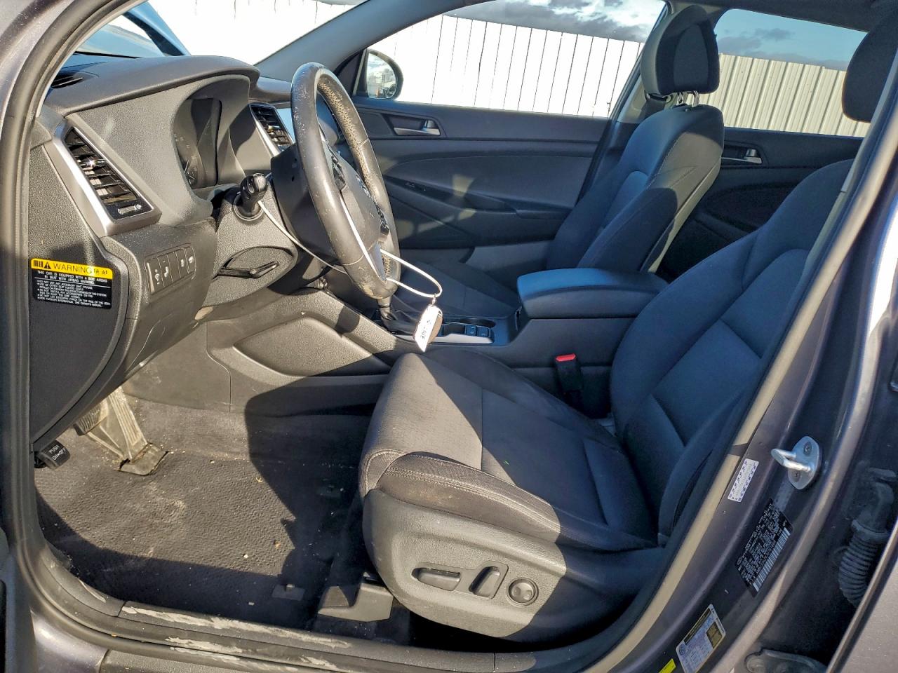 2018 Hyundai Tucson Value VIN: KM8J33A2XJU761668 Lot: 94462065