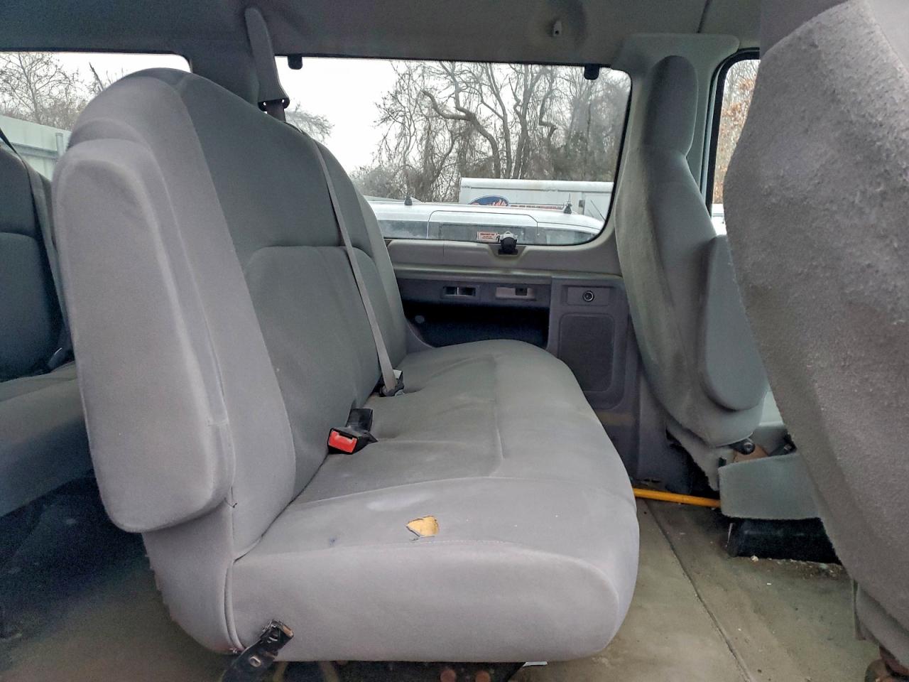 2011 Ford Econoline E350 Super Duty Wagon VIN: 1FBSS3BL5BDA74848 Lot: 93631975