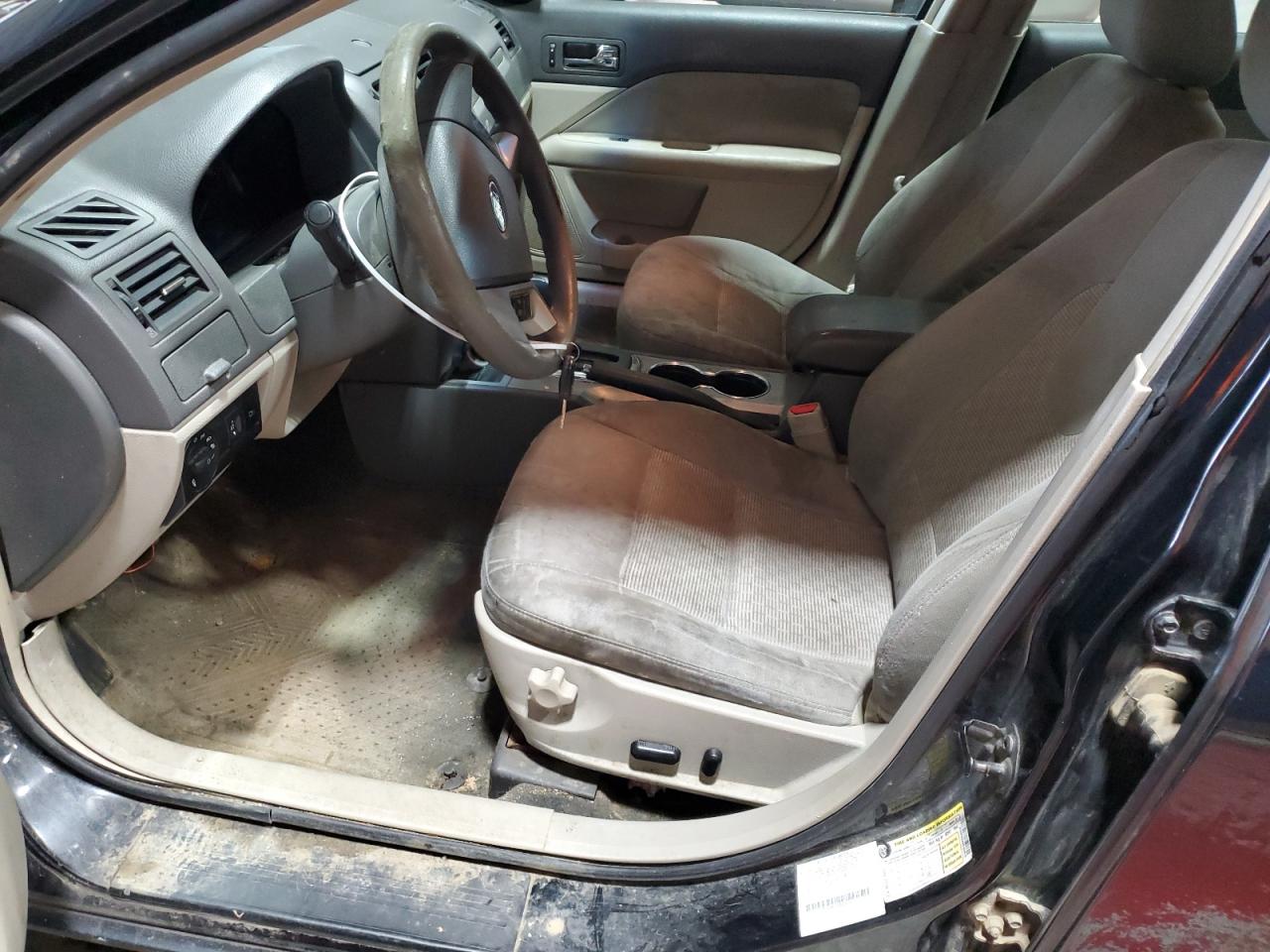 2011 Ford Fusion Se VIN: 3FAHP0HA4BR263676 Lot: 92675405