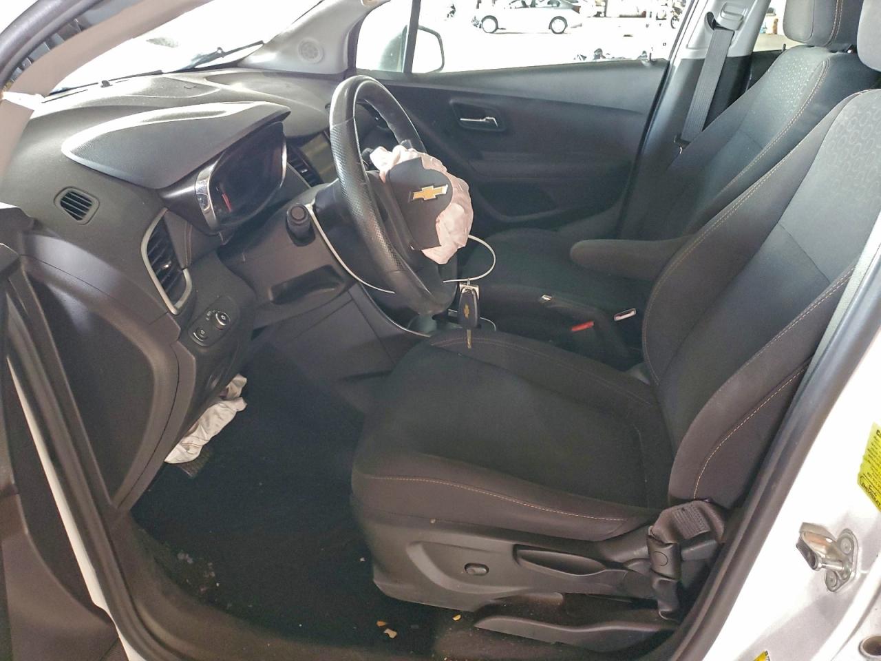 2019 Chevrolet Trax Ls VIN: 3GNCJKSB8KL354351 Lot: 94143085