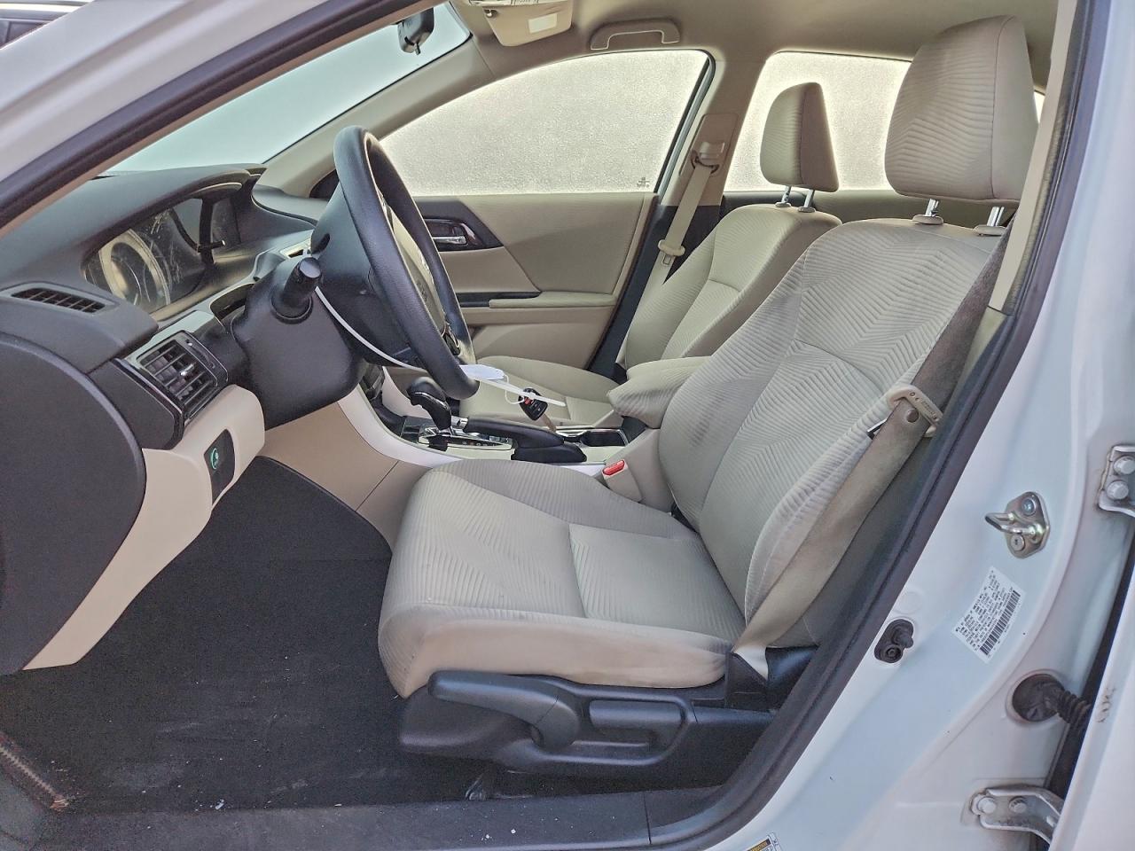 2017 Honda Accord Lx VIN: 1HGCR2F33HA046395 Lot: 93643525