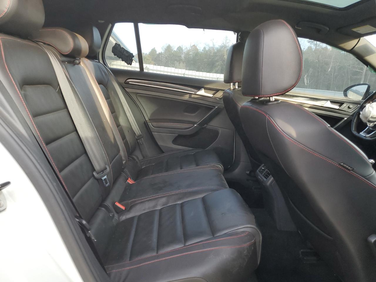 2015 Volkswagen Gti VIN: 3VW5T7AU9FM095040 Lot: 93638985