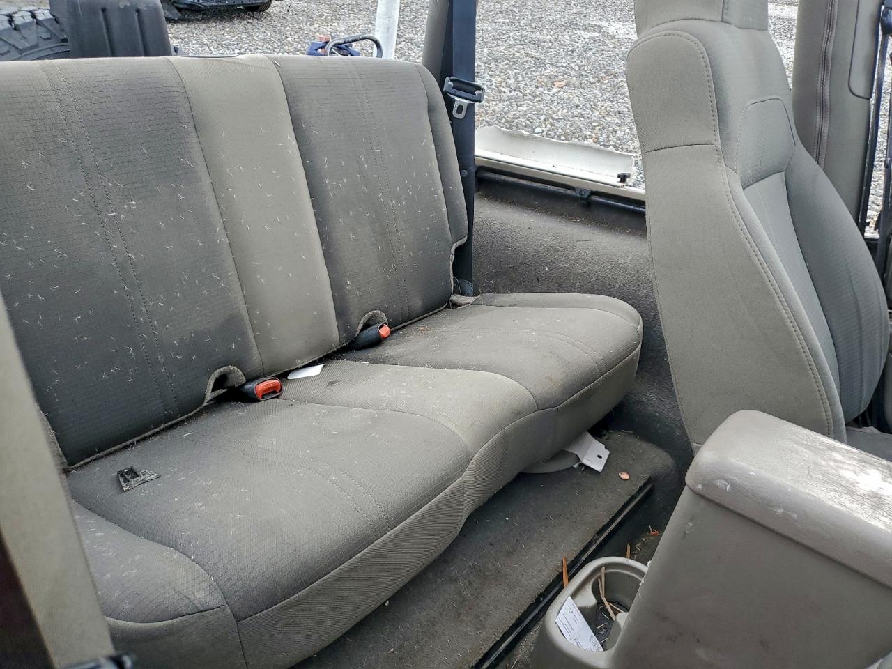 2003 Jeep Wrangler / Tj Sahara VIN: 1J4FA59S13P311953 Lot: 93897165