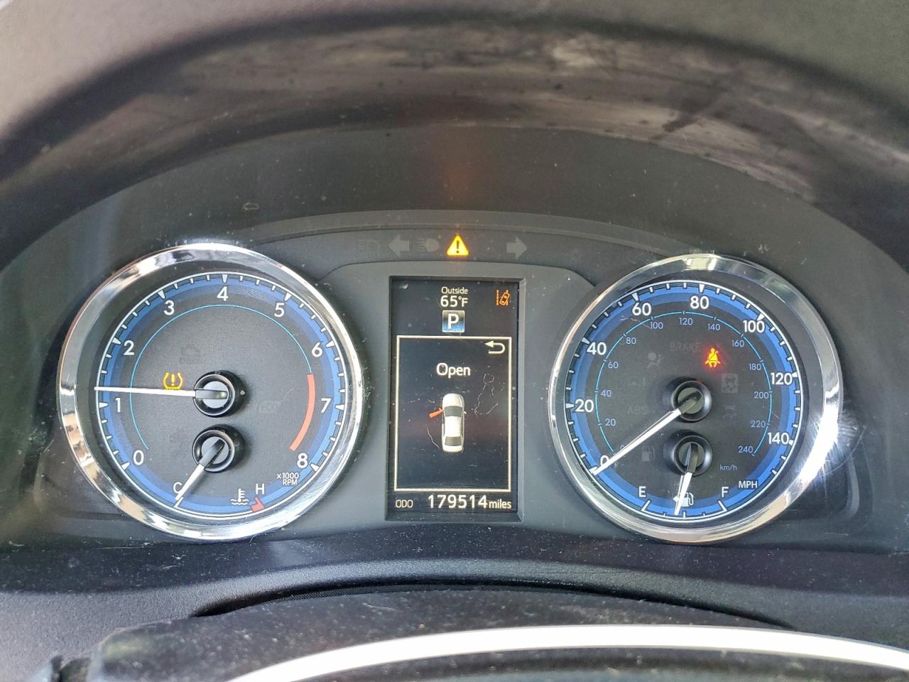 2017 Toyota Corolla L VIN: 2T1BURHE1HC758299 Lot: 94139625