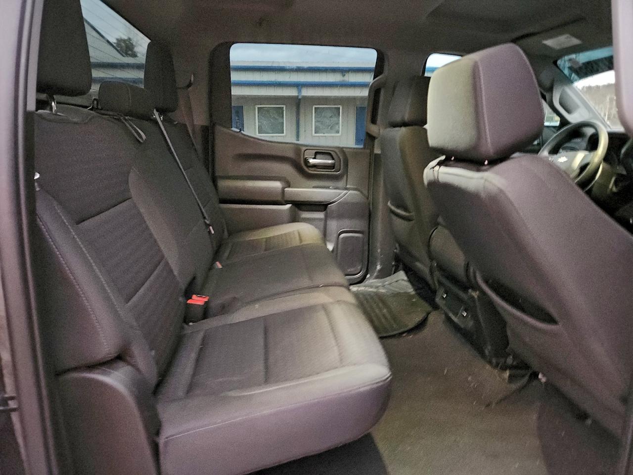 2022 Chevrolet Silverado K1500 Custom VIN: 3GCPDBEK8NG558450 Lot: 94271365