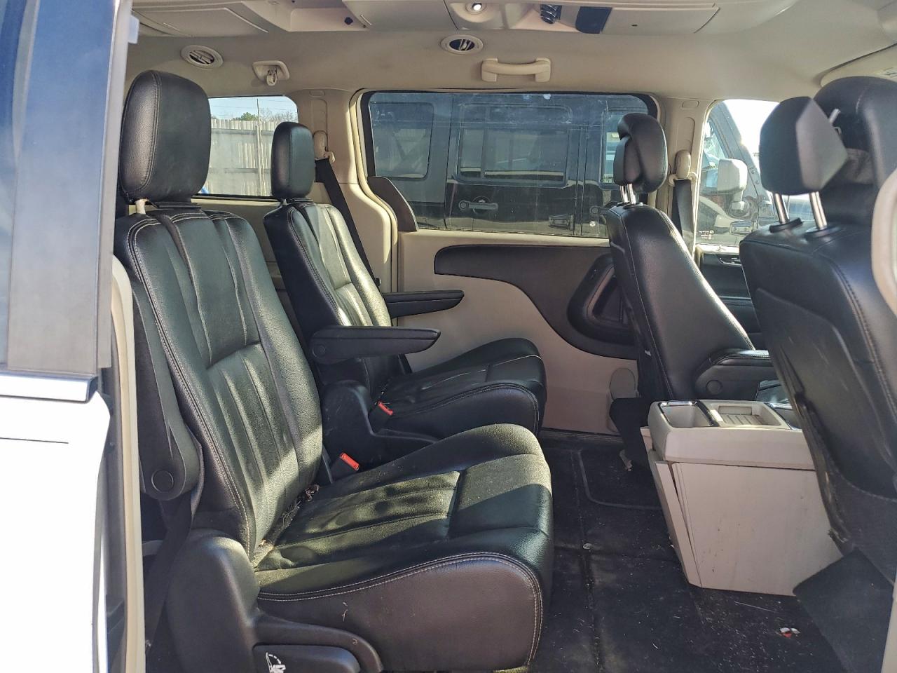 2014 Chrysler Town & Country Touring VIN: 2C4RC1BG9ER383495 Lot: 94186955