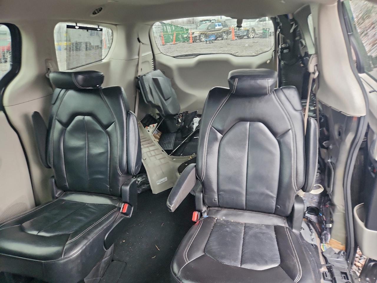 2022 Chrysler Pacifica Touring L VIN: 2C4RC1BGXNR117001 Lot: 93453635