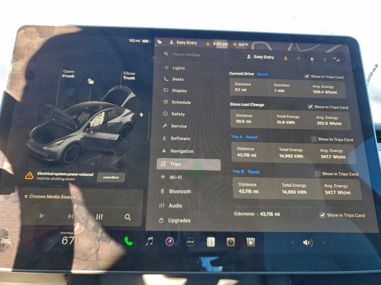 2023 Tesla Model Y VIN: 7SAYGDEF4PF831583 Lot: 93538075