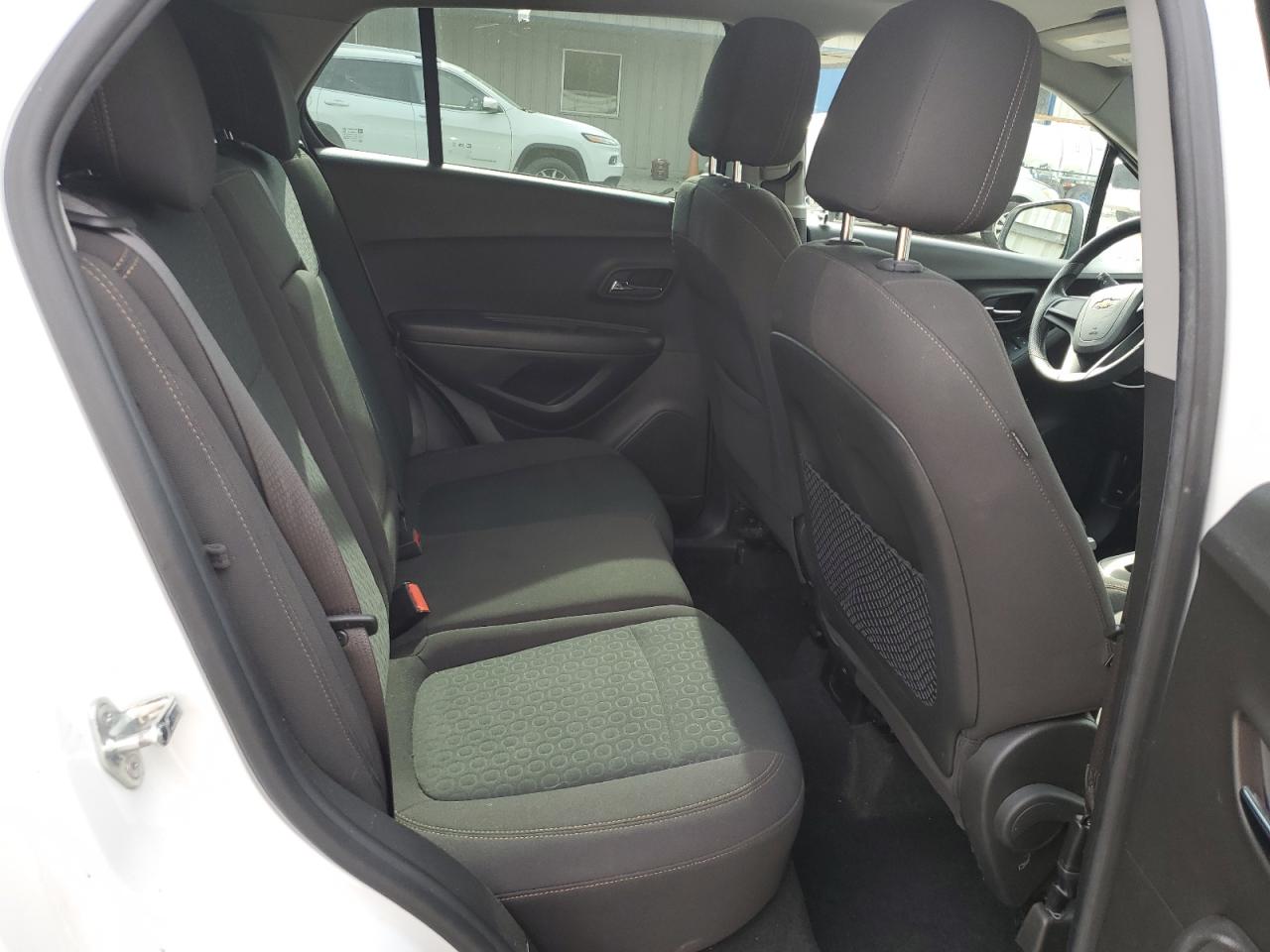 2018 Chevrolet Trax Ls VIN: KL7CJNSB5JB614020 Lot: 90864185