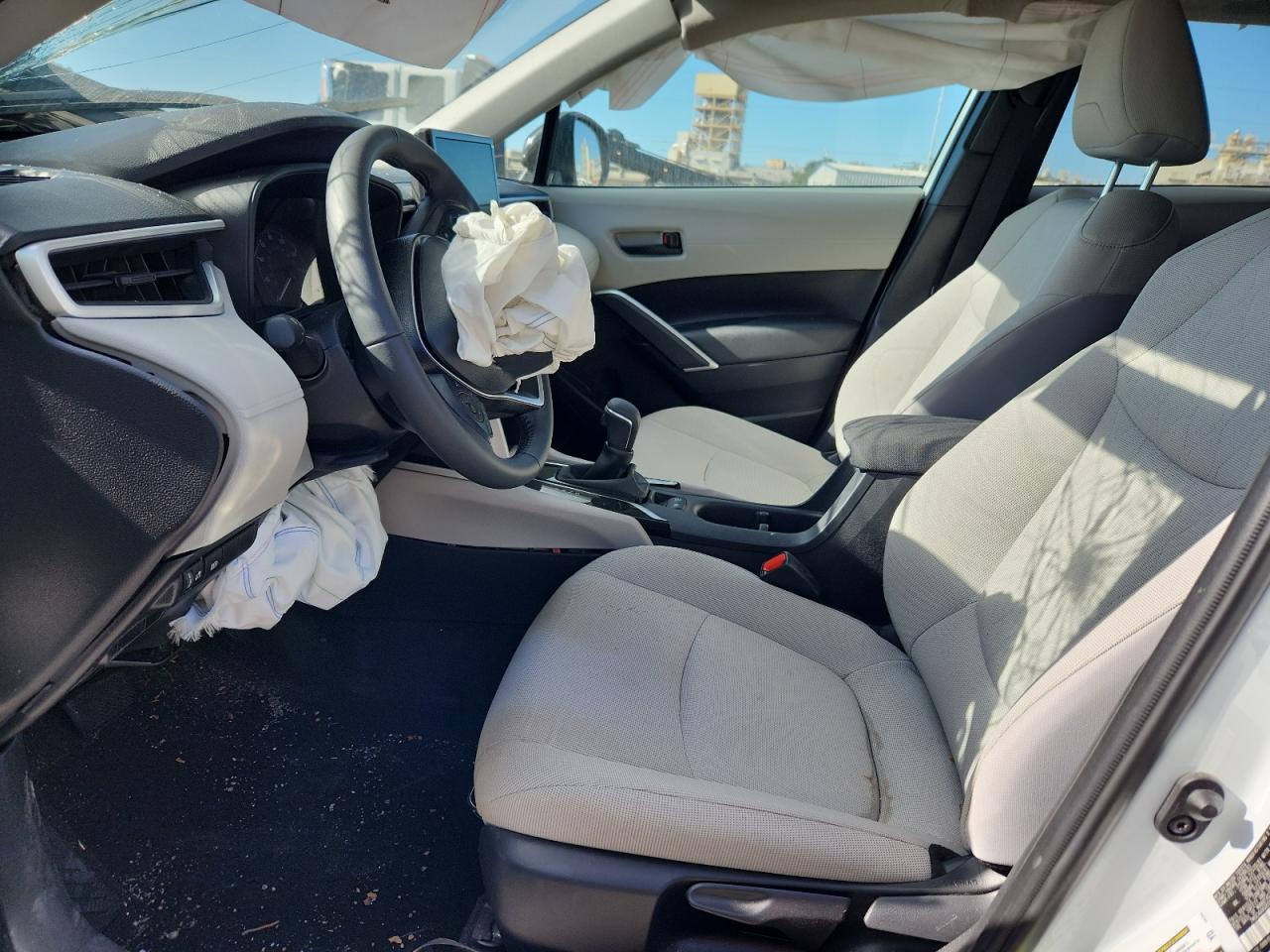 2025 Toyota Corolla Cross Le VIN: 7MUCAAAG8SV146986 Lot: 92043545