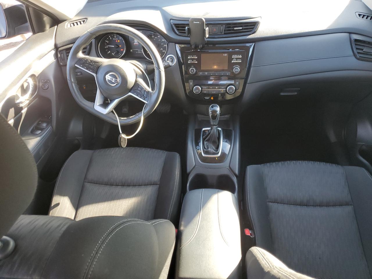 2017 Nissan Rogue S VIN: KNMAT2MTXHP594143 Lot: 91008335