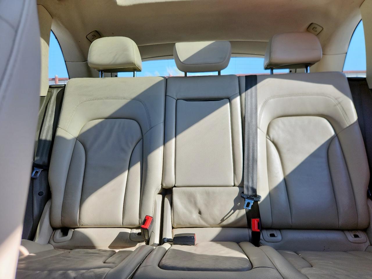 2011 Audi Q5 Premium Plus VIN: WA1LFAFP4BA042703 Lot: 92947115