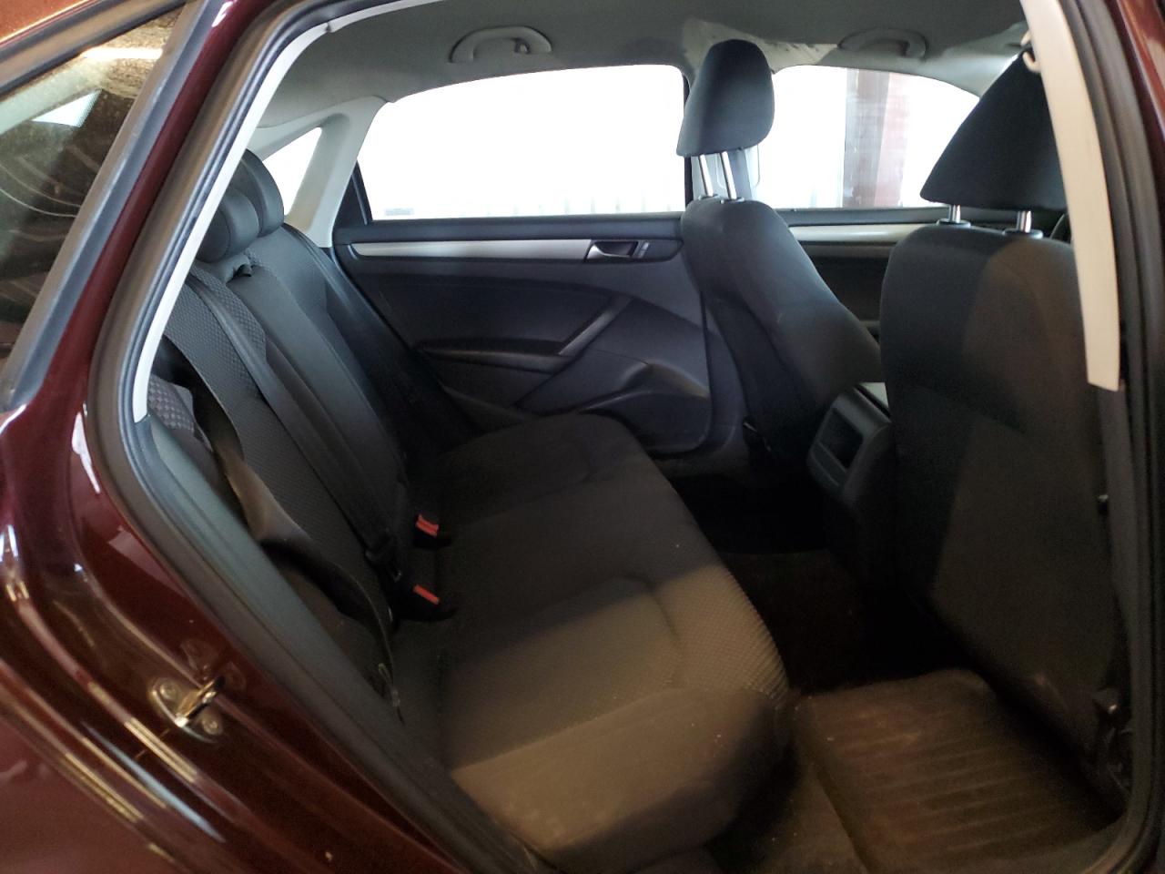 2013 Volkswagen Passat S VIN: 1VWAP7A30DC048326 Lot: 90906005