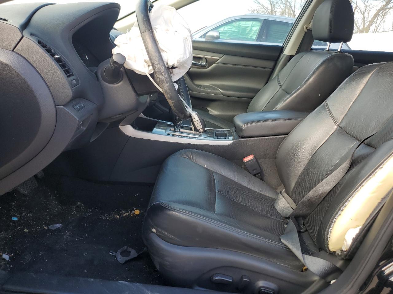 2015 Nissan Altima 2.5 VIN: 1N4AL3AP6FN868983 Lot: 92432945