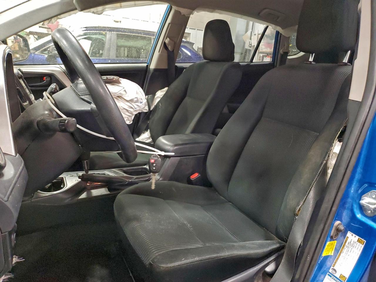 2018 Toyota Rav4 Le VIN: JTMBFREVXJJ747794 Lot: 93992995